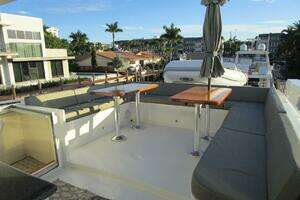 1990 Viking Cockpit Motor Yacht thumbnail 50