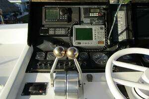 1990 Viking Cockpit Motor Yacht thumbnail 54