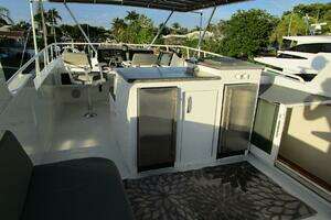 1990 Viking Cockpit Motor Yacht thumbnail 51