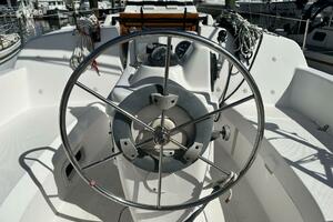 Just Enough 29ft Hunter Yacht For Sale