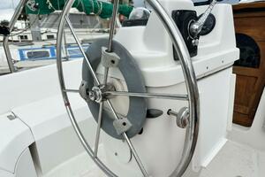 Just Enough 29ft Hunter Yacht For Sale