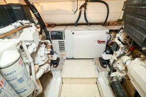 2007 Cruisers 520 Express thumbnail 50