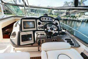 2007 Cruisers 520 Express thumbnail 11