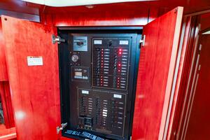 Nauti Buoy 52ft Cruisers Yacht For Sale