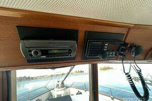 1989 Grand Banks Classic thumbnail 50