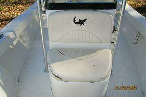 2010 Mako 184 thumbnail 11