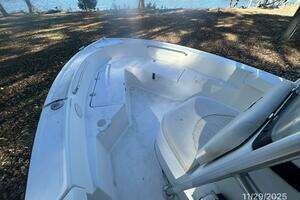 2010 Mako 184 thumbnail 9