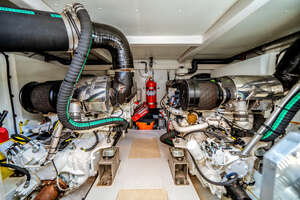 2022 Azimut 60 FLY thumbnail 71
