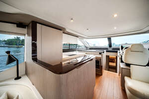 2022 Azimut 60 FLY thumbnail 44