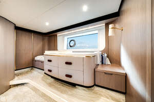 2022 Azimut 60 FLY thumbnail 24