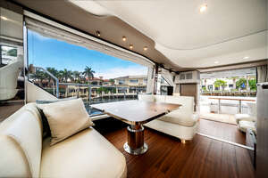 2022 Azimut 60 FLY thumbnail 45