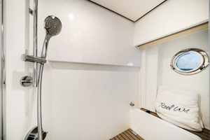 60ft Azimut Yacht For Sale