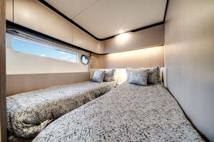 60ft Azimut Yacht For Sale