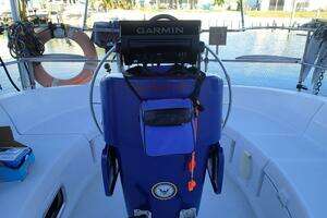 1997 Hunter 376 thumbnail 21