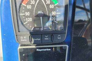 1997 Hunter 376 thumbnail 57