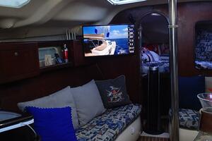 Semper Paratus 37ft Hunter Yacht For Sale