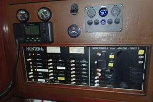 Semper Paratus 37ft Hunter Yacht For Sale