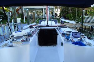 Semper Paratus 37ft Hunter Yacht For Sale
