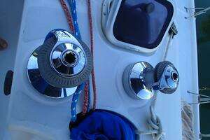 1997 Hunter 376 thumbnail 35