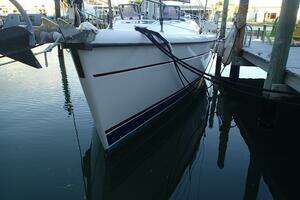 1997 Hunter 376 thumbnail 4