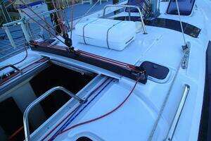 1997 Hunter 376 thumbnail 34