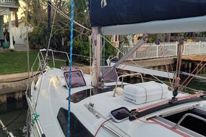 Semper Paratus 37ft Hunter Yacht For Sale