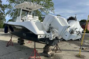 25ft Everglades Yacht For Sale