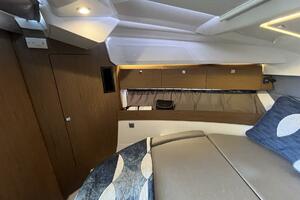 Iffin 29ft Jeanneau Yacht For Sale