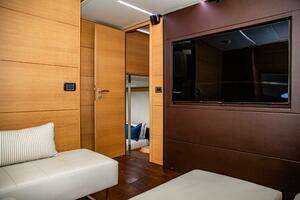 2013 Pershing thumbnail 15
