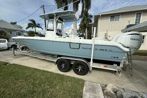 28ft Sea Hunt Yacht For Sale