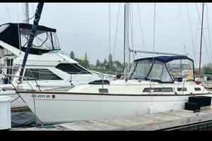 35ft S2 Yacht For Sale