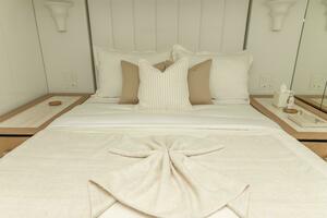 FAT CAT 80ft Sunreef Yacht For Sale