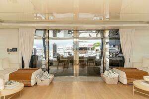 FAT CAT 2024 SUNREEF YACHTS 80 Sunreef Power Yacht For Sale in West Palm Beach FL