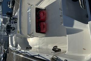 17ft Boston Whaler Yacht For Sale