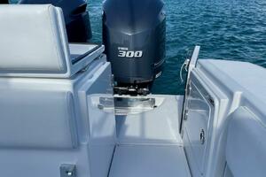 37ft Bahama Yacht For Sale