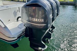 37ft Bahama Yacht For Sale