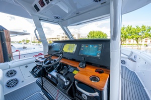 39ft Everglades Yacht For Sale
