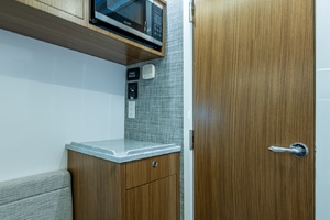39ft Everglades Yacht For Sale