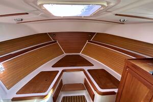 Solitude 33ft Back Cove Yacht For Sale