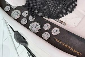 Knot 2 Day 33ft Sea Ray Yacht For Sale