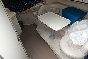 Knot 2 Day 33ft Sea Ray Yacht For Sale