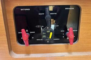 URKAB 45ft Jeanneau Yacht For Sale