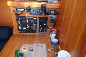 Sono 30ft Hunter Yacht For Sale