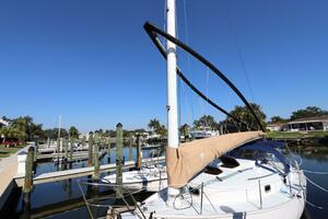 26ft Nonsuch Yacht For Sale