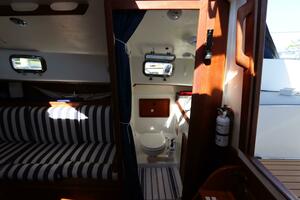 26ft Nonsuch Yacht For Sale