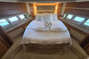 60ft Azimut Yacht For Sale