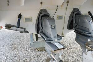 The Revenge 30ft Monterey Yacht For Sale