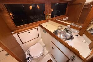 Halcyon 35ft Niagara Yacht For Sale
