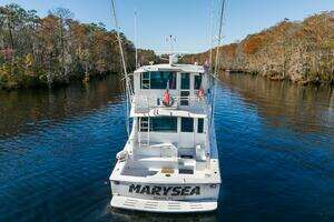 1999 Viking 58 Enclosed Flybridge thumbnail 4