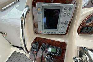 2004 Sea Ray 340 Sundancer thumbnail 13